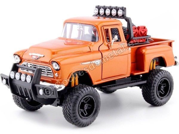 Cochesdemetal.es 1955 Chevrolet 1500 Stepside Pickup Off Road Naranja Metalizado 1:24 Motor Max 79133