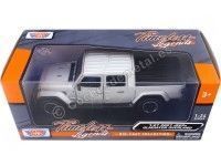 Cochesdemetal.es 2020 Jeep Gladiator Overland Hard Top Pickup Gris Metalizado 1:27 Motor Max 79365