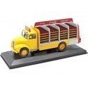 Cochesdemetal.es 1962 Camión Ebro B-45 [LE-6479] "Coca-Cola" Amarillo/Rojo 1:43 Editorial Salvat PUB003
