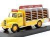 Cochesdemetal.es 1962 Camión Ebro B-45 [LE-6479] "Coca-Cola" Amarillo/Rojo 1:43 Editorial Salvat PUB003