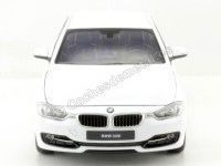 Cochesdemetal.es 2012 BMW Serie 3 (F30) 335i Blanco 1:18 Welly 18043
