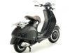 Cochesdemetal.es 2017 Vespa 946 Negra 1:12 NewRay 57613