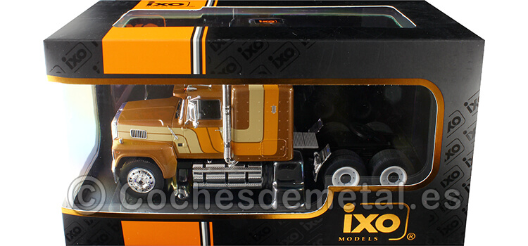 1978 Ford LTL-9000 Marrón Metalizado 1:43 IXO Models TR148.22