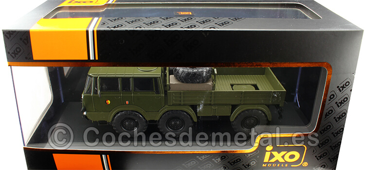 1968 Tatra 813 6x6 RDA Verde Militar 1:43 IXO Models TRU041.22