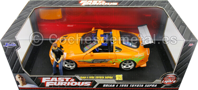 1995 Toyota Supra con Luces