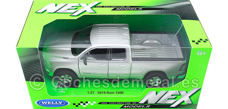 2017 Dodge Ram 1500 Silver 1:27 Welly 24104